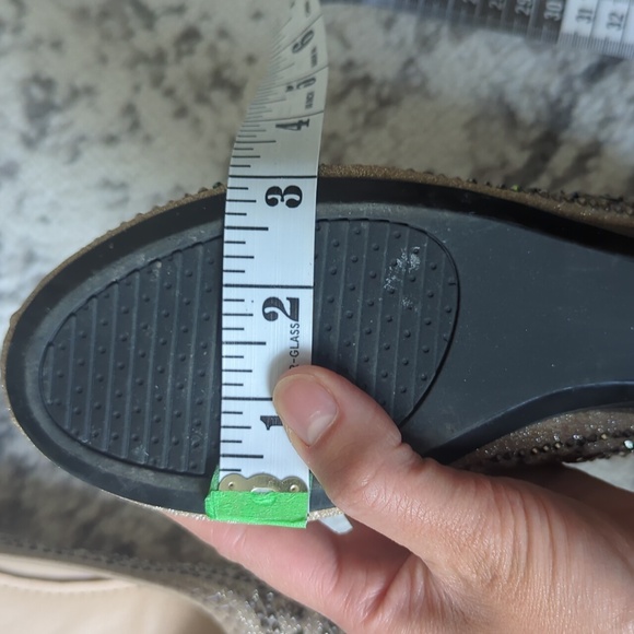Jeweled shoes | size 6 - Picture 9 of 10